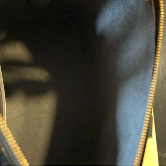 Louis Vuitton Vintage Epi Leather Alma PM Satchel - Picture 6 of 12